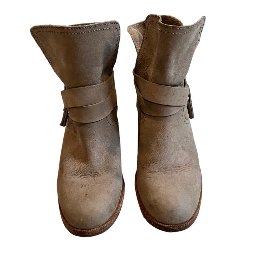 UGG Australia Elora Leather Short Ankle Boots Taupe - Picture 4 of 14